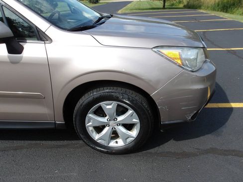 Used 2014 Subaru Forester 2.5i Premium w/ Popular Package #1 AWD/4WD image 32