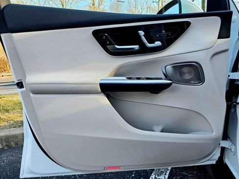 New 2026 Mercedes-Benz GLC 300 4MATIC image 19