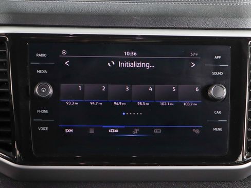Used 2022 Volkswagen Atlas Cross Sport SE AWD/4WD image 19