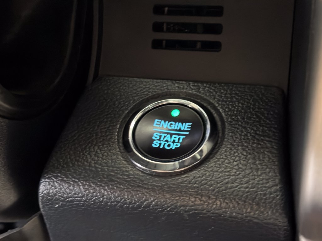 Used 2022 Ford F250 Platinum w/ Tremor Off-Road Package AWD/4WD image 24