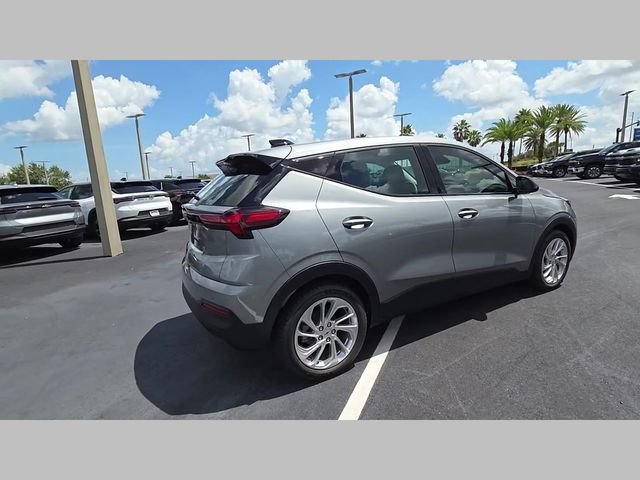 New 2027 Chevrolet Bolt LT w/ Comfort Package FWD image 17