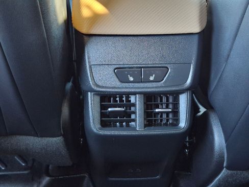 Used 2026 Chevrolet Equinox ACTIV w/ Convenience Package III AWD/4WD image 26