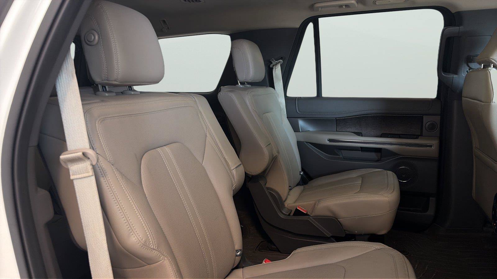 Certified 2020 Ford Expedition Limited w/ Equipment Group 302A AWD/4WD image 15