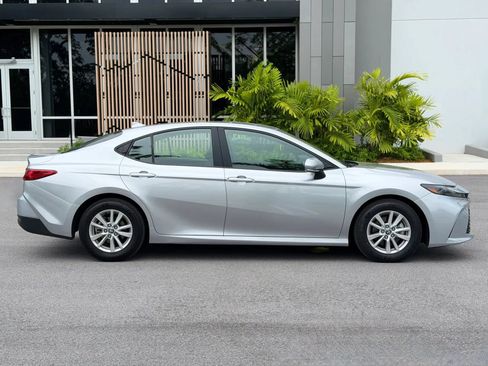 Used 2025 Toyota Camry LE FWD image 2