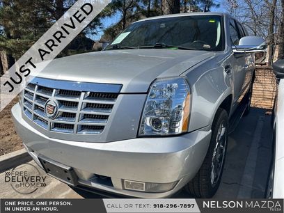 Used 2013 Cadillac Escalade Luxury