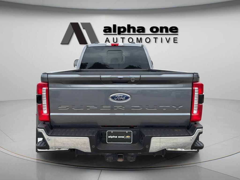 Used 2025 Ford F350 Lariat AWD/4WD image 7
