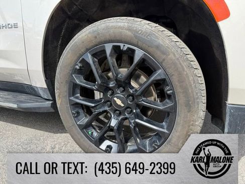 Used 2022 Chevrolet Tahoe LT w/ Luxury Package AWD/4WD image 9