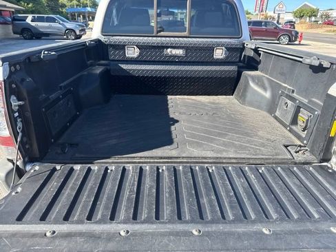 Used 2010 Toyota Tacoma 4x4 Double Cab image 10