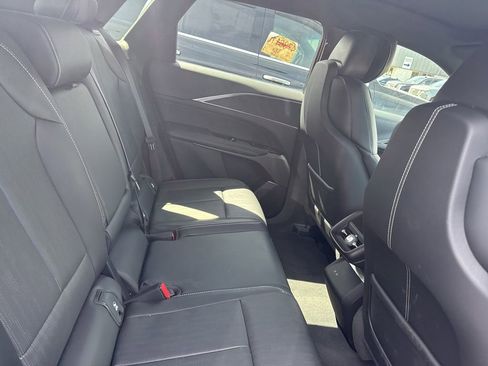 Certified 2024 Cadillac Lyriq Luxury image 17