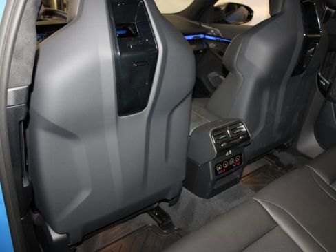 Used 2026 BMW M5 w/ Carbon Package AWD/4WD image 11