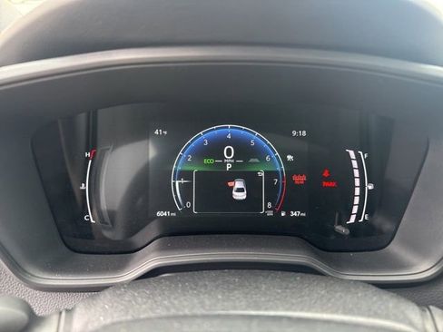 Used 2025 Toyota Corolla SE image 12