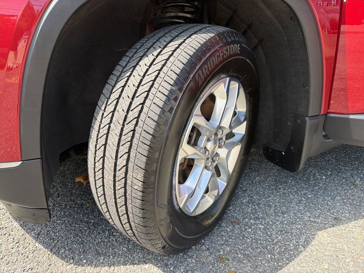 Used 2018 Chevrolet Traverse LT w/ LPO, Floor Liner Package AWD/4WD image 45