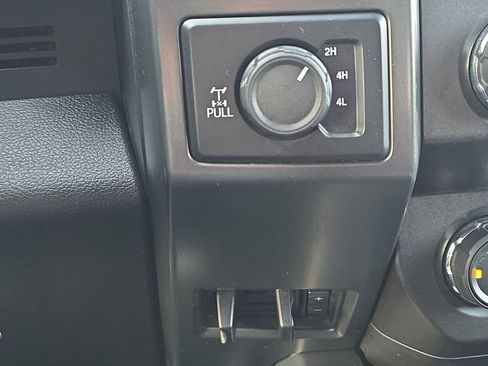 Used 2019 Ford F150 XLT w/ Equipment Group 302A Luxury image 29