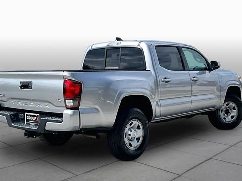 Used 2021 Toyota Tacoma SR AWD/4WD image 13