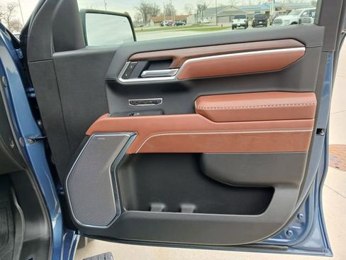 New 2026 GMC Sierra 1500 Denali Ultimate w/ LPO, Black Badging Package AWD/4WD image 15