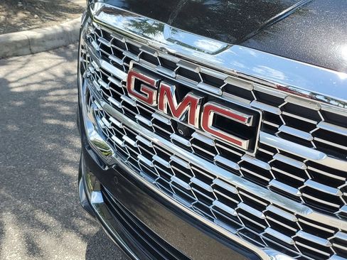 Certified 2022 GMC Terrain Denali w/ Denali Premium Package AWD/4WD image 10