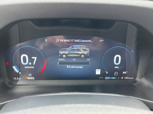 New 2025 Ford Explorer Active w/ Active Comfort Package image 9