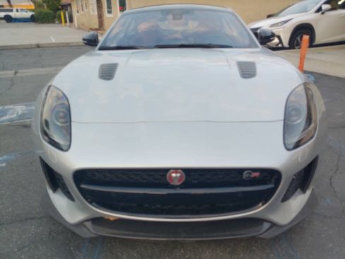 Used 2017 Jaguar F-TYPE SVR AWD/4WD image 7