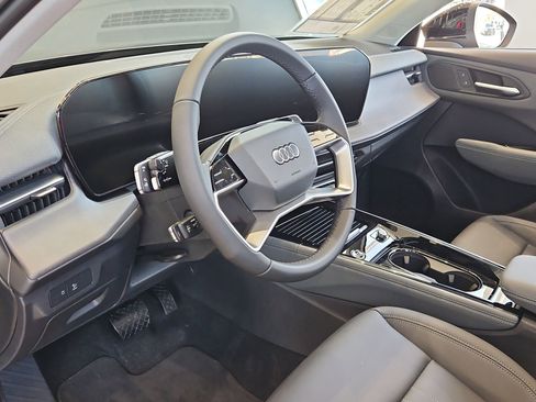 New 2026 Audi Q3 quattro 2.0T AWD/4WD image 12