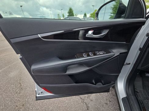 Used 2019 Kia Sorento L FWD image 18