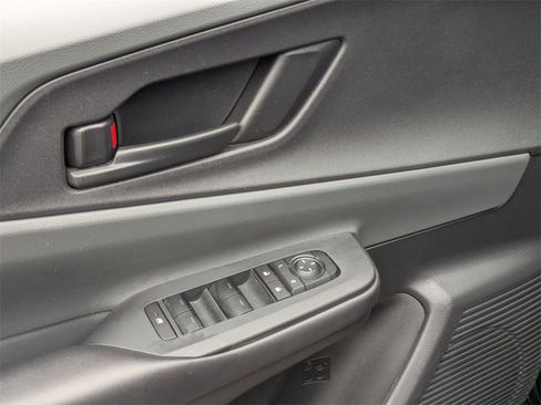 Used 2024 Toyota Prius LE image 16