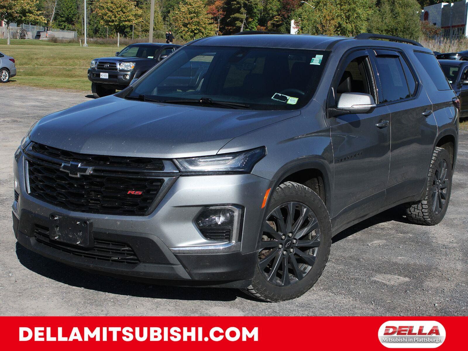 Used 2023 Chevrolet Traverse RS AWD/4WD image 1