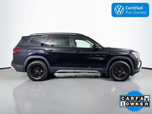 Certified 2024 Volkswagen Atlas Peak Edition SE AWD/4WD image 8