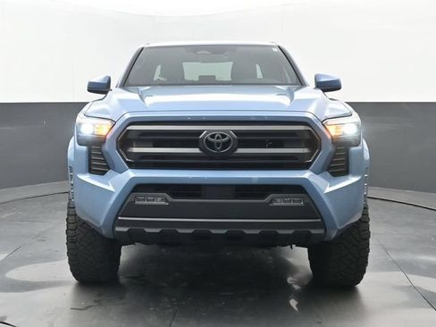 Used 2026 Toyota Tacoma SR5 RWD image 18
