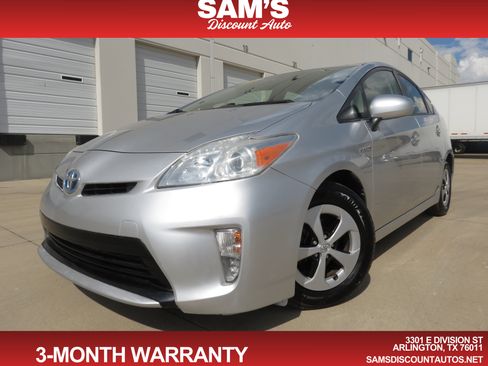 Used 2013 Toyota Prius Two FWD image 1