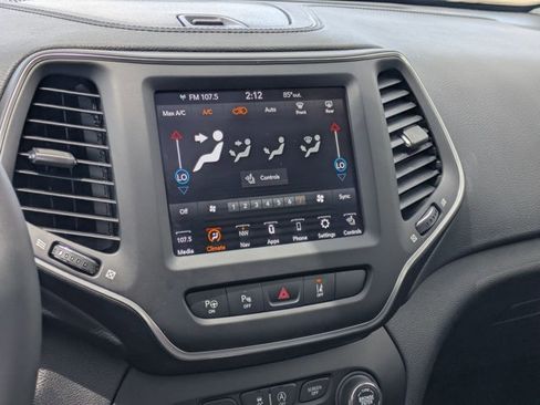 Used 2023 Jeep Cherokee Altitude Lux w/ Lux Elite Package AWD/4WD image 14