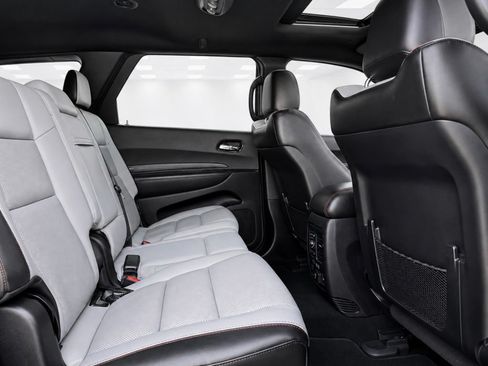 Used 2023 Dodge Durango R/T w/ Tow 'N Go Package AWD/4WD image 23