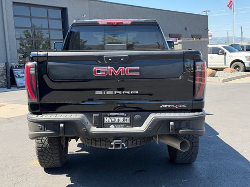 Used 2025 GMC Sierra 2500 AT4X w/ AT4X AEV Edition AWD/4WD image 4