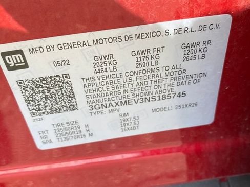 Used 2022 Chevrolet Equinox RS w/ LPO, Cargo Package FWD image 25