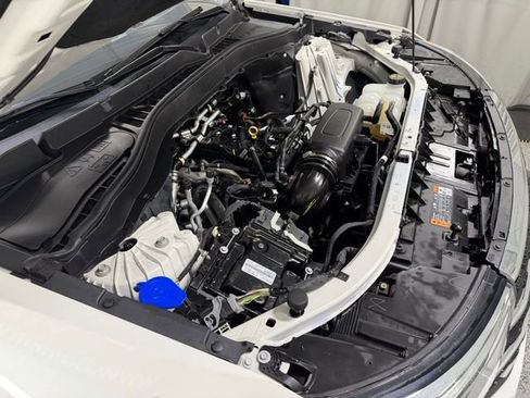 Used 2021 Ford Explorer XLT w/ Equipment Group 202A image 27