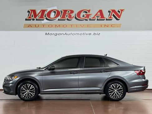Used 2021 Volkswagen Jetta SE image 6