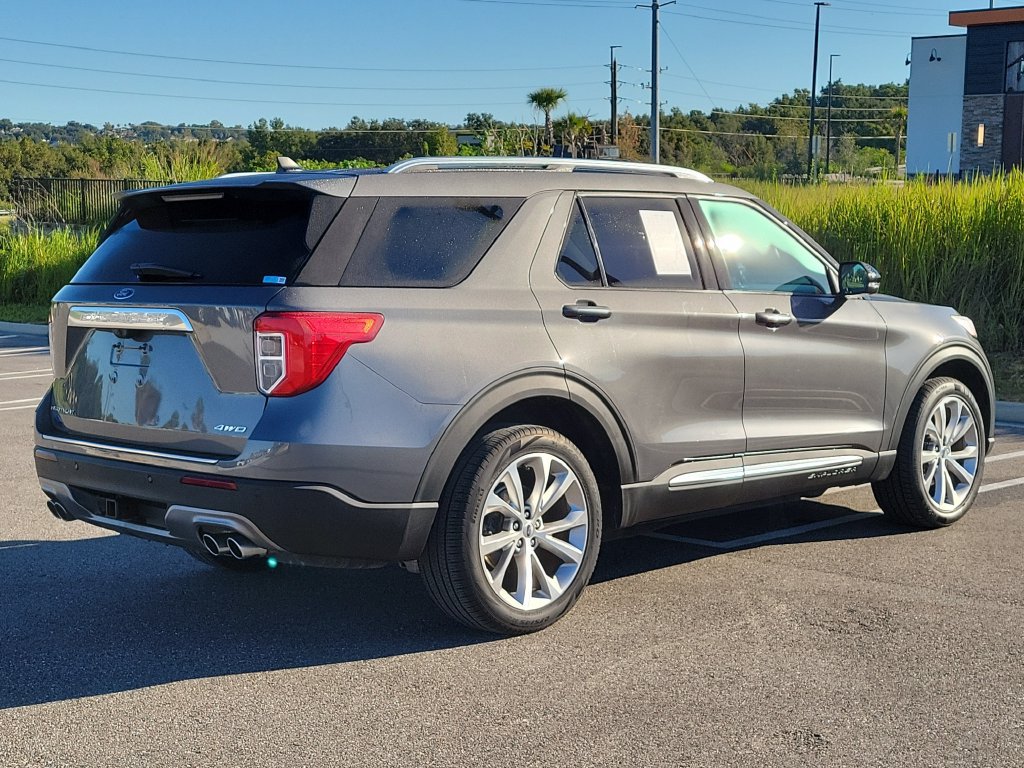Used 2023 Ford Explorer Platinum w/ Technology Package AWD/4WD image 5