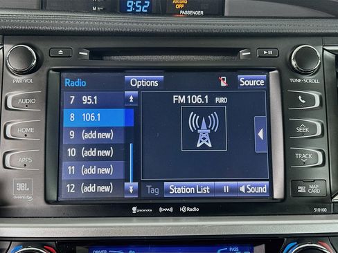 Used 2016 Toyota Highlander Limited FWD image 21