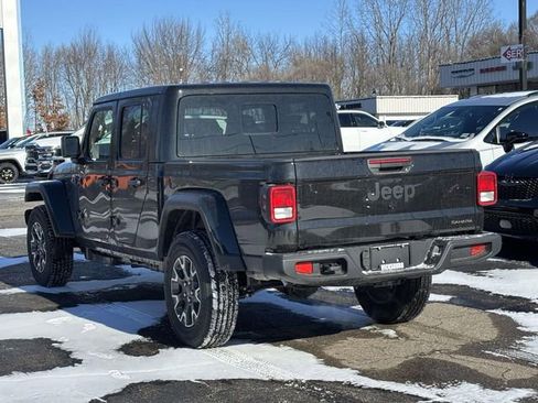 New 2026 Jeep Gladiator Sport image 8