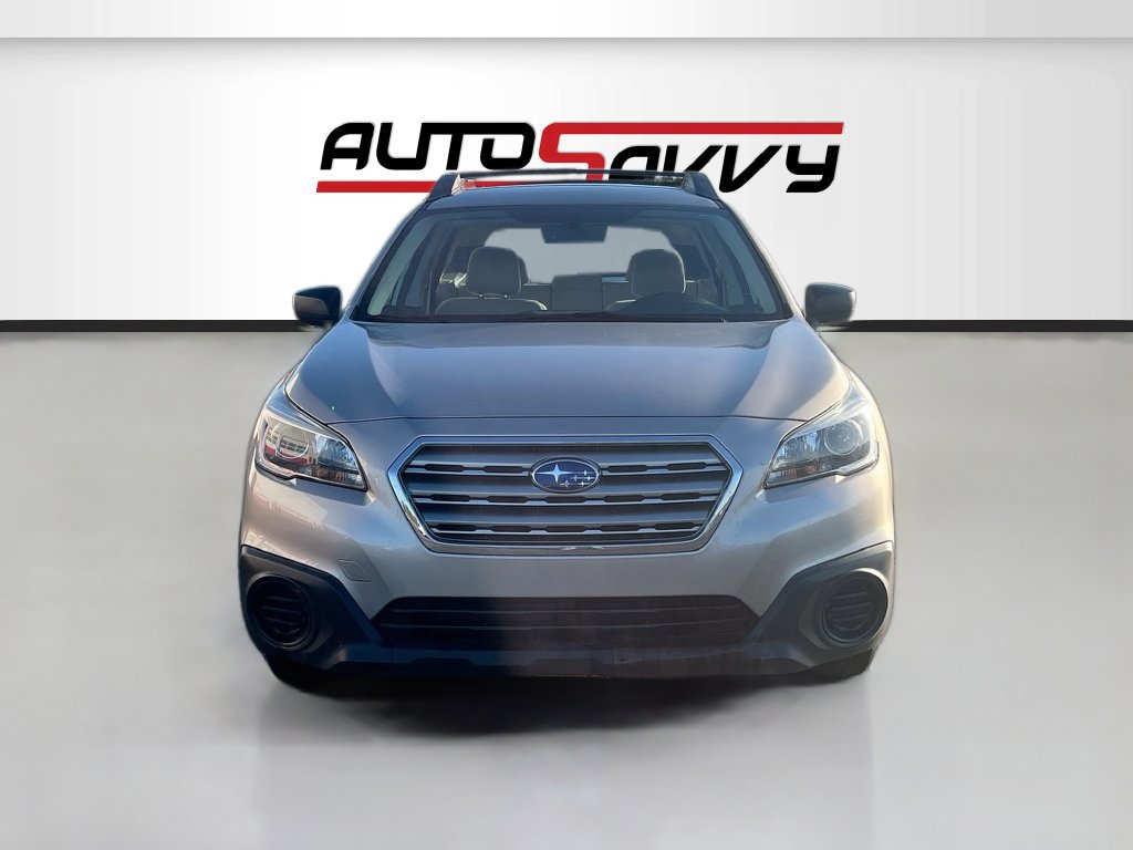 Used 2017 Subaru Outback 2.5i AWD/4WD image 2