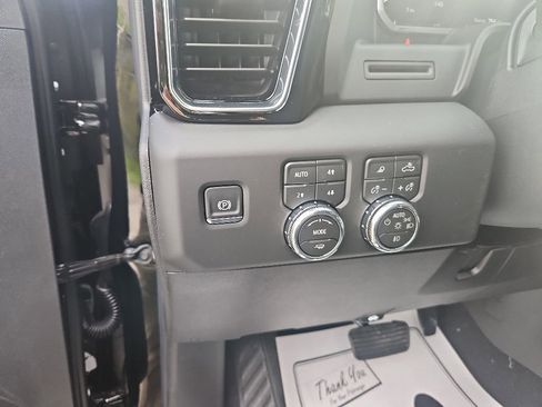 New 2026 GMC Sierra 3500 Denali AWD/4WD image 11