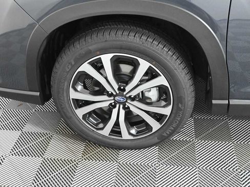 Used 2023 Subaru Forester Limited AWD/4WD image 33