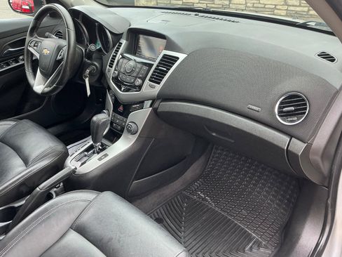 Used 2014 Chevrolet Cruze LT image 9