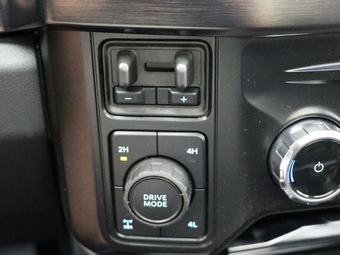 New 2026 Ford F250 Lariat w/ Chrome Package image 30