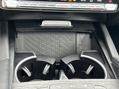 Certified 2025 Mercedes-Benz GLS 450 4MATIC image 36