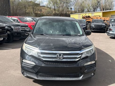 Used 2017 Honda Pilot EX-L image 2