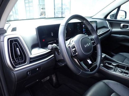 Certified 2024 Kia Sorento S AWD/4WD image 14