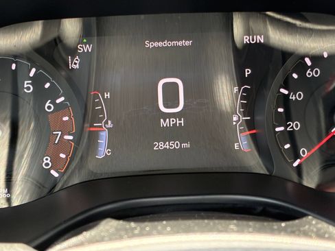 Used 2025 Jeep Compass Trailhawk AWD/4WD image 38