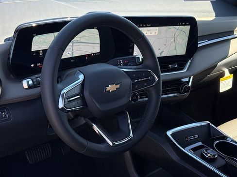 New 2026 Chevrolet Equinox LT w/ Convenience Package II image 28