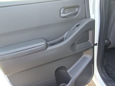 New 2026 Nissan Frontier SV image 33