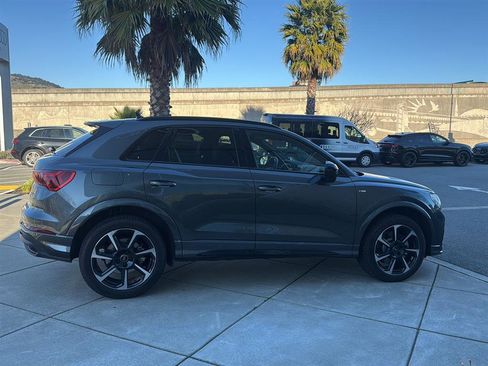 Used 2025 Audi Q3 2.0T Premium Plus w/ Premium Plus Package image 5